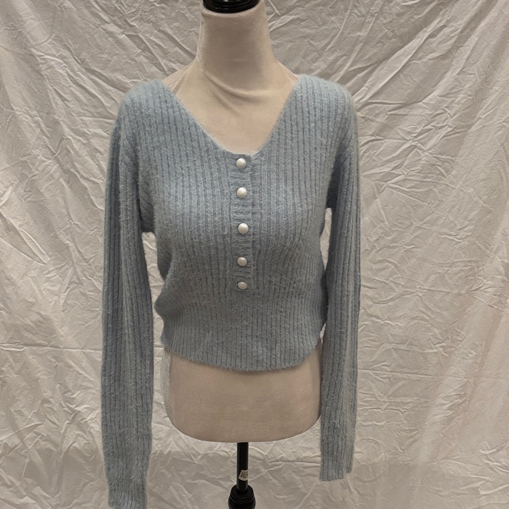 SHEIN Light Blue Ribbed V-Neck Sweater with Pearl Buttons